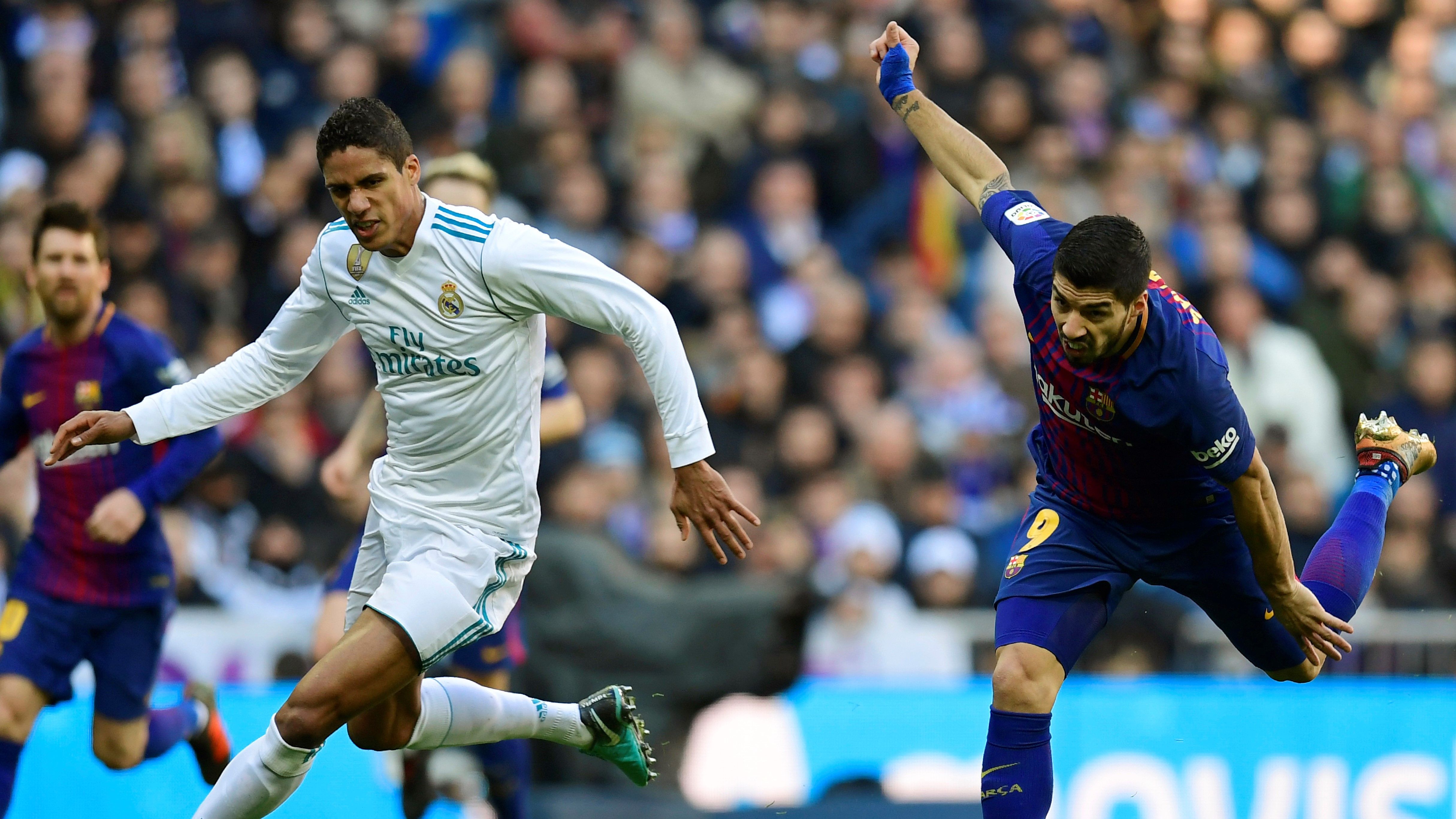 Raphael Varane Luis Suarez Real Madrid Barcelona El Clásico LaLiga 23122017