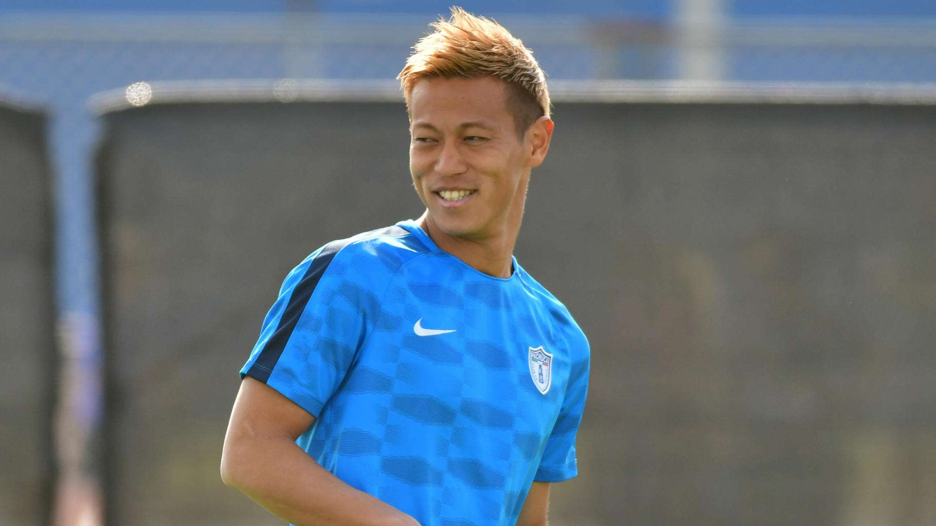 2017-12-08-pachuca-keisuke-honda