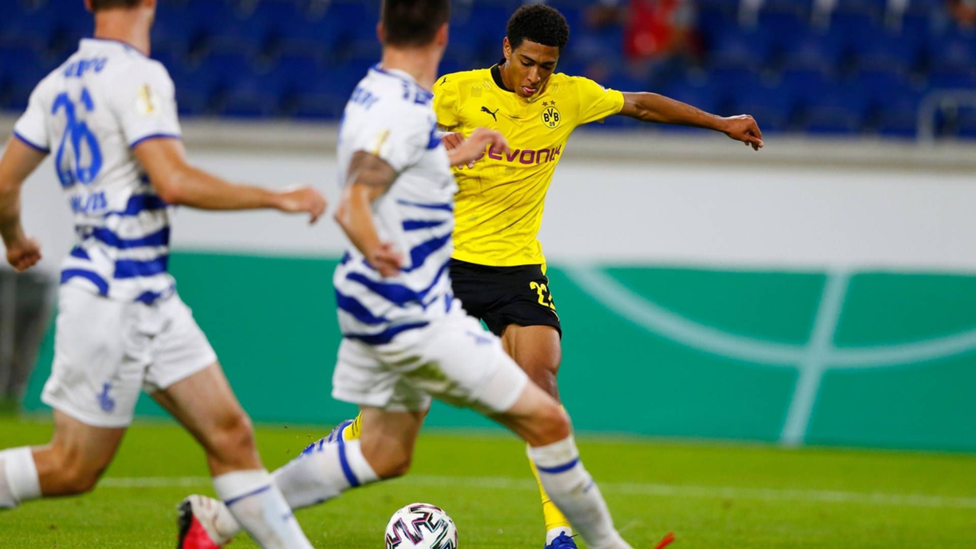Borussia Dortmund MSV Duisburg Jude Bellingham 2020 DFB-Pokal