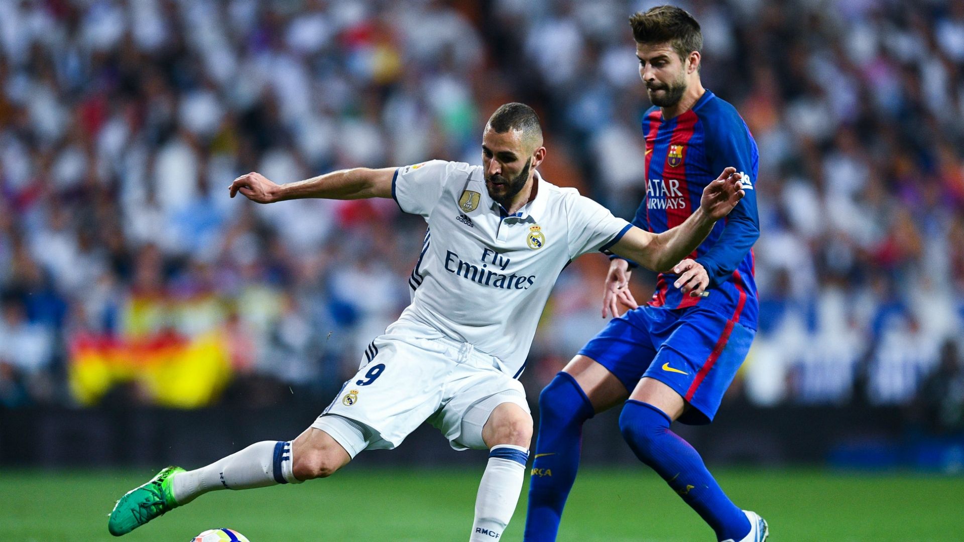 Real Madrid Barcelona Benzema Pique La Liga