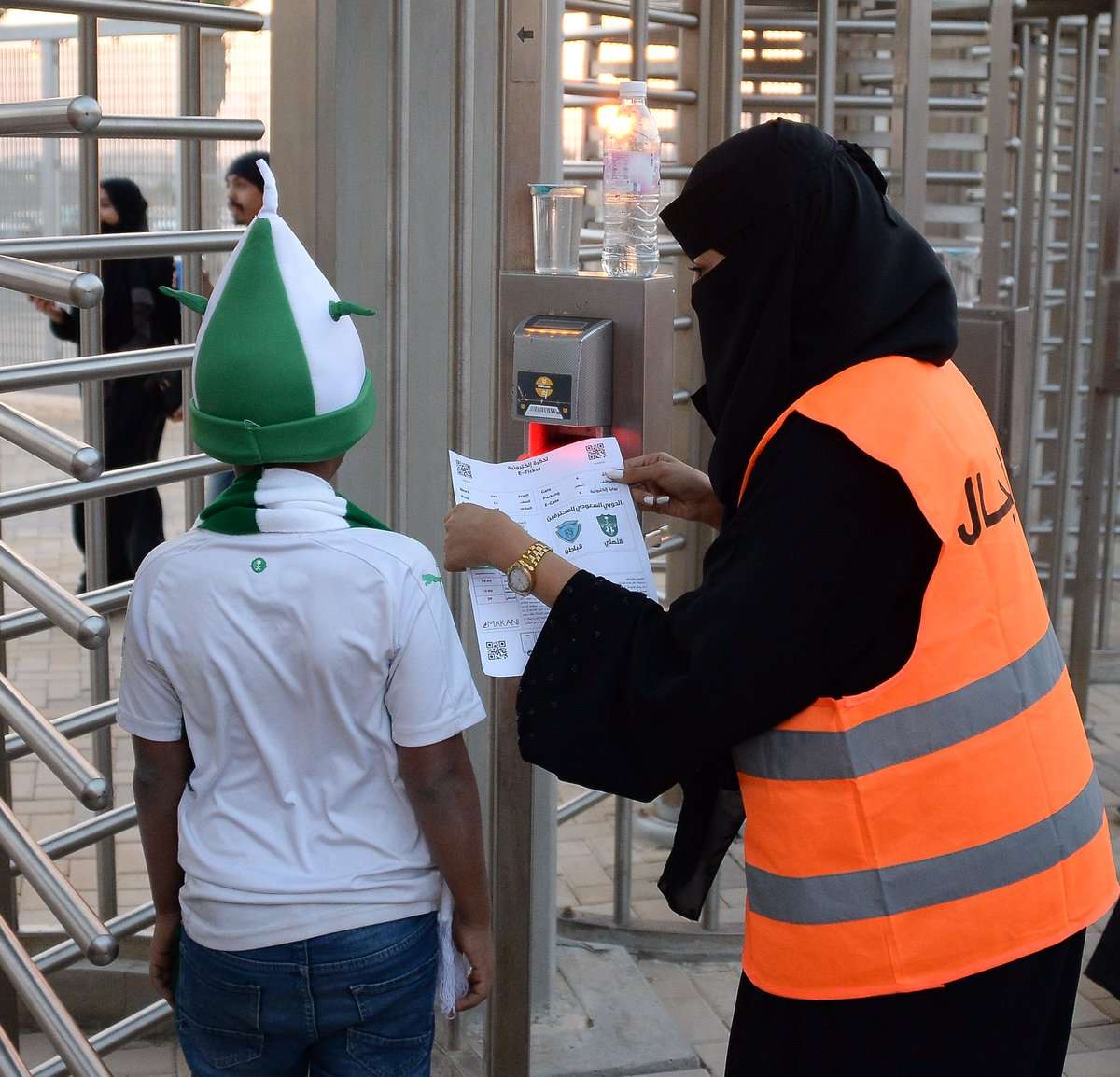 مشجعات السعودية