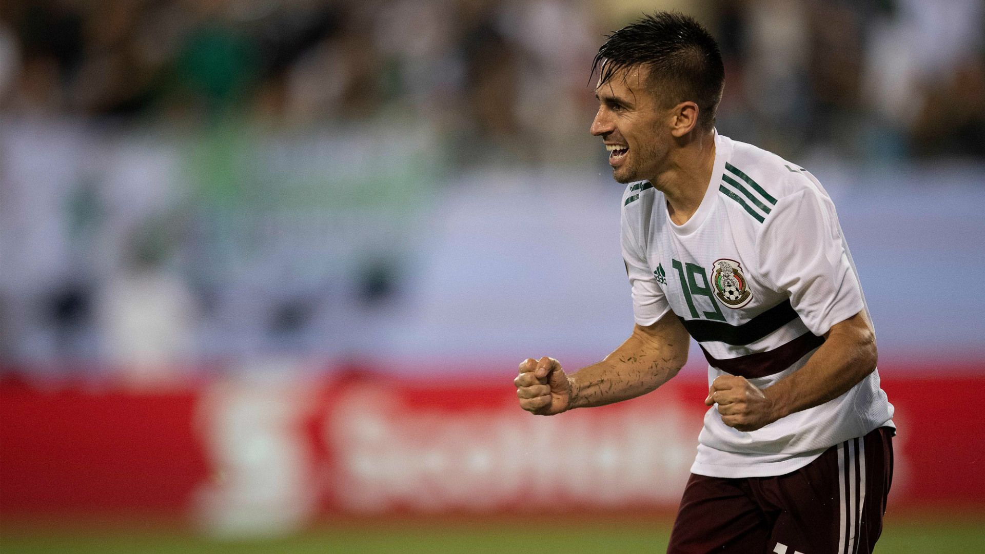 Fernando Navarro Mexico