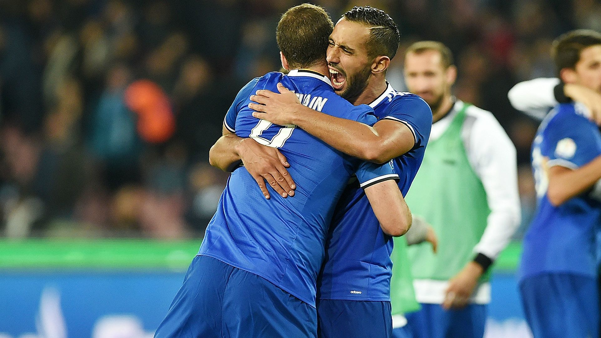 Benatia Higuain Juventus