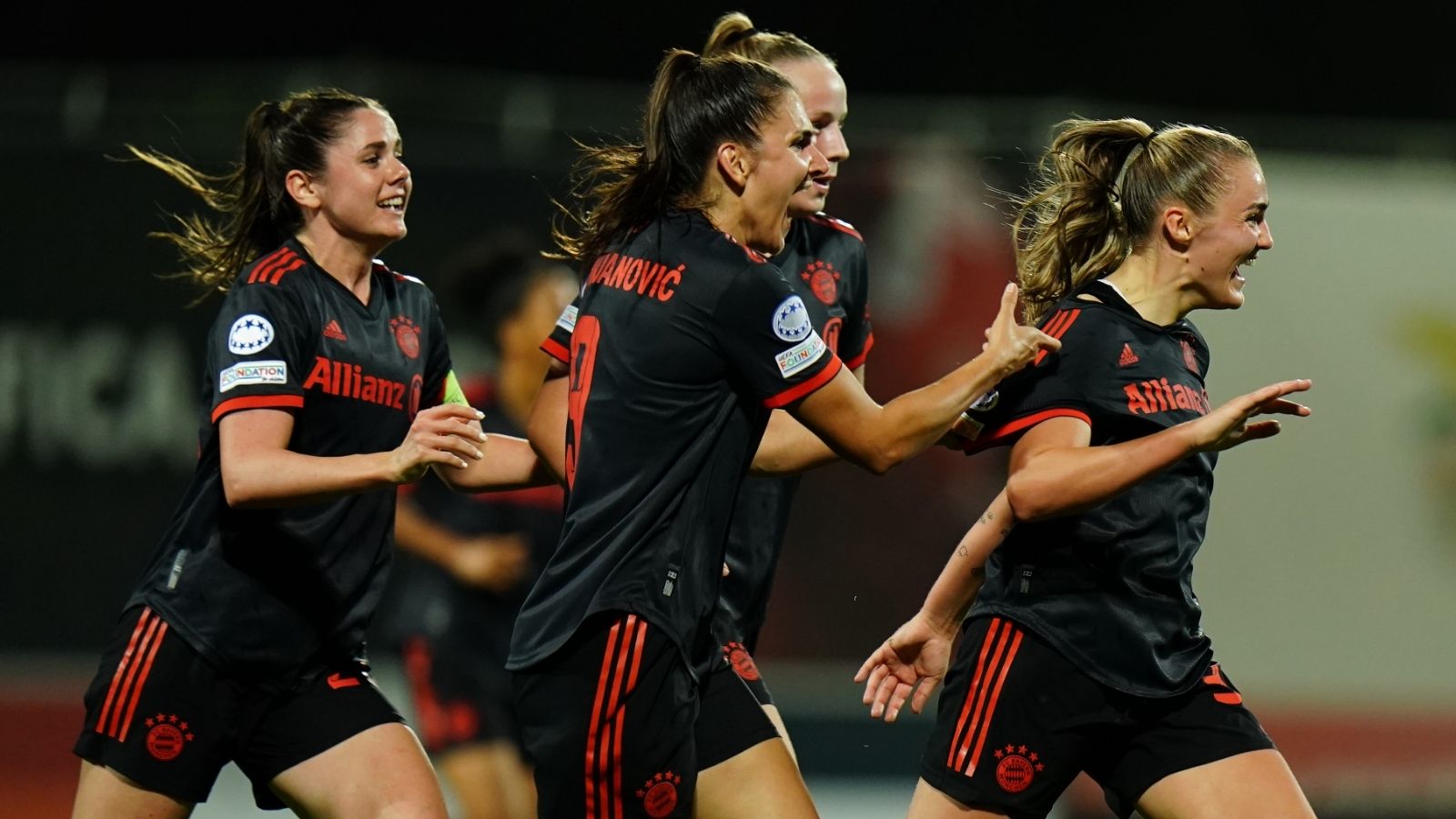 Georgia Stanway Bayern Munich Women 2022-23