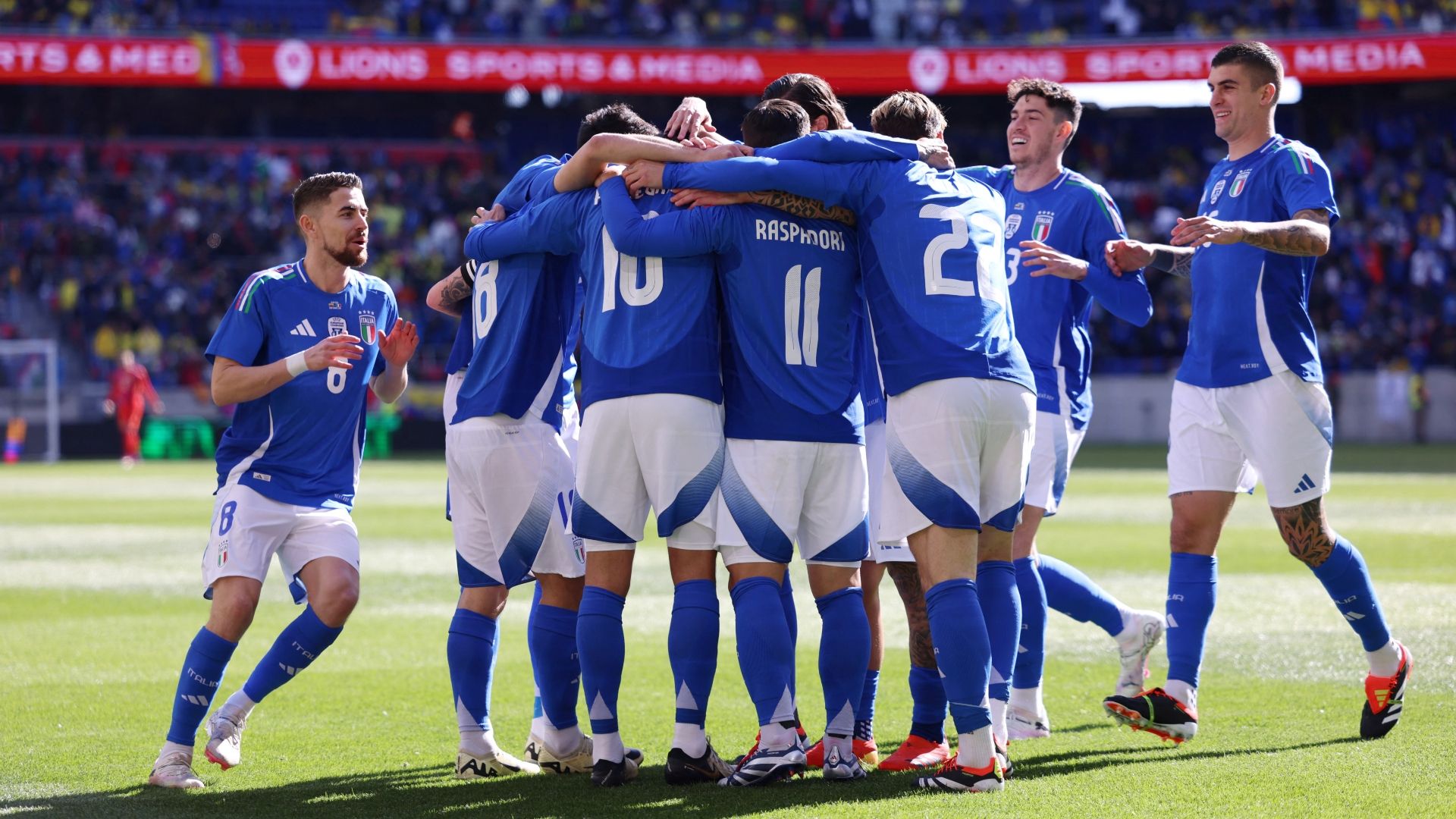 Italy celebrates goal against Ecuador