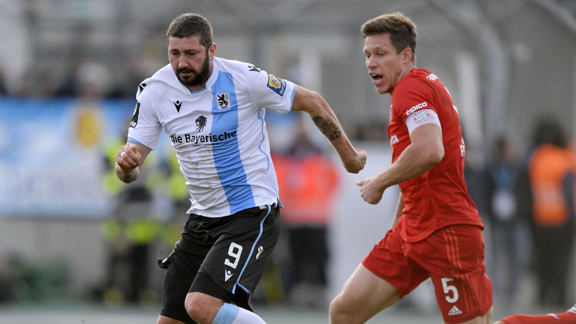 ONLY GERMANY Sascha Mölders 1860 München Nicolas Feldhahn FC Bayern II 3. Liga