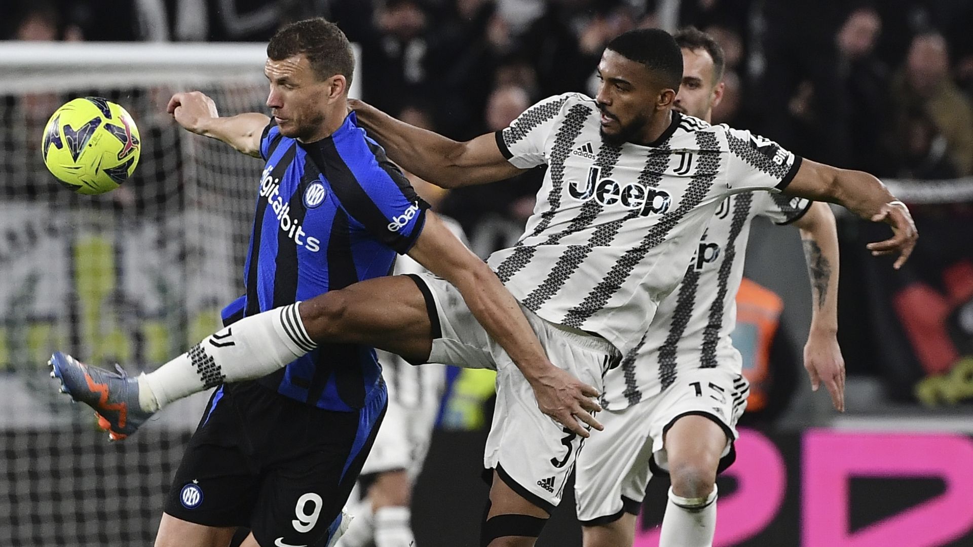 Bremer Dzeko Juventus Inter