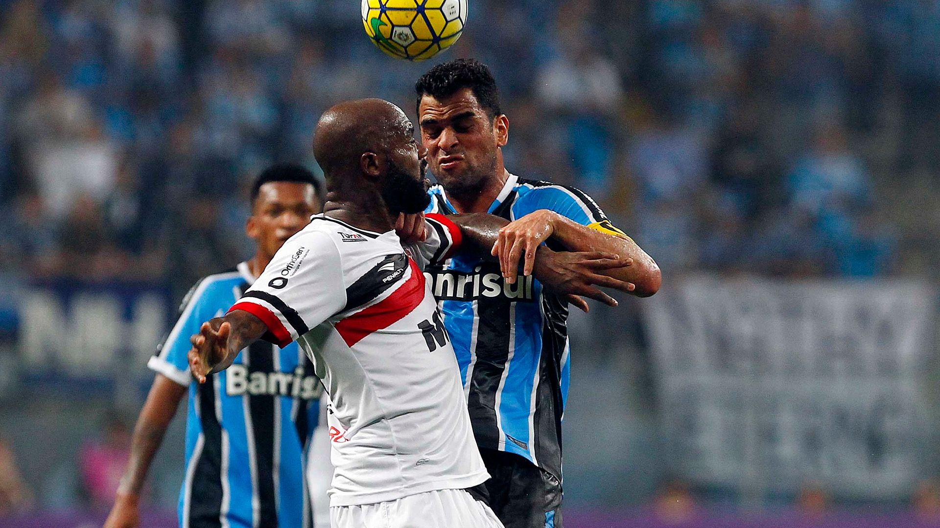 Maicon Grafite Grêmio Santa Cruz Brasileirão 04082016