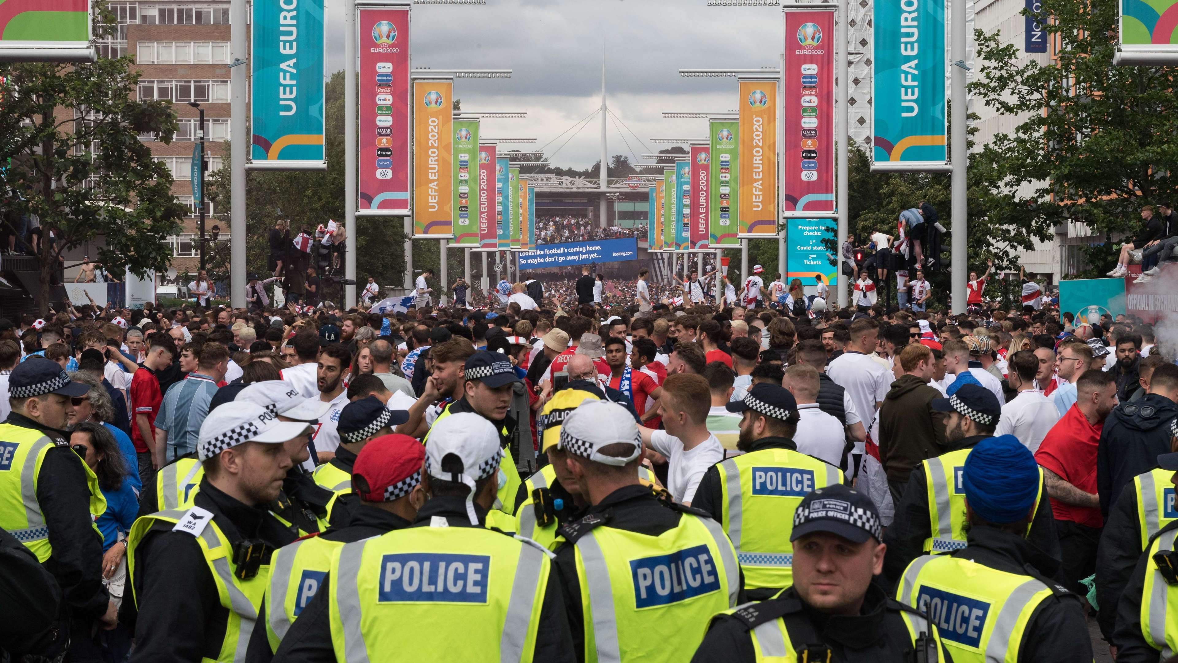 Wembley fans Euro 2020