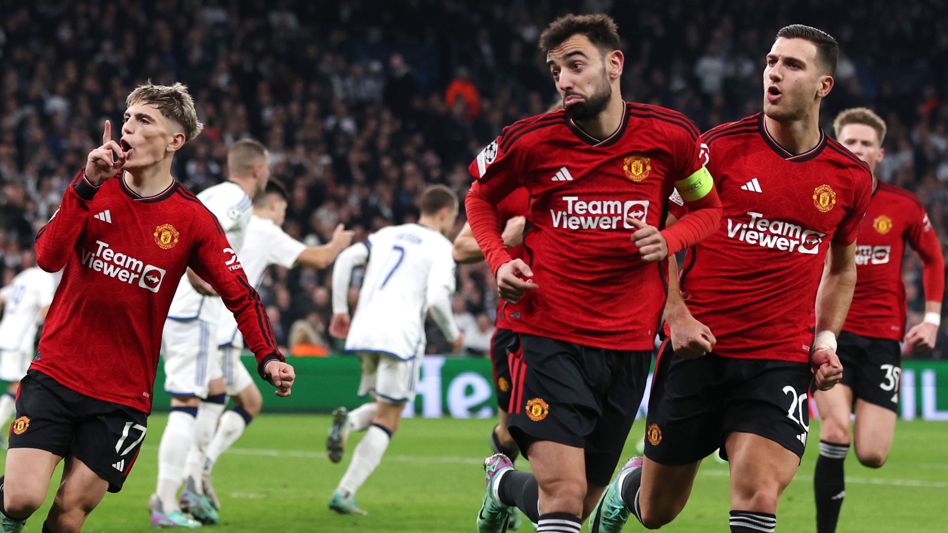 Bruno Fernandes Alejandro Garnacho Manchester United Copenhagen 2023-24