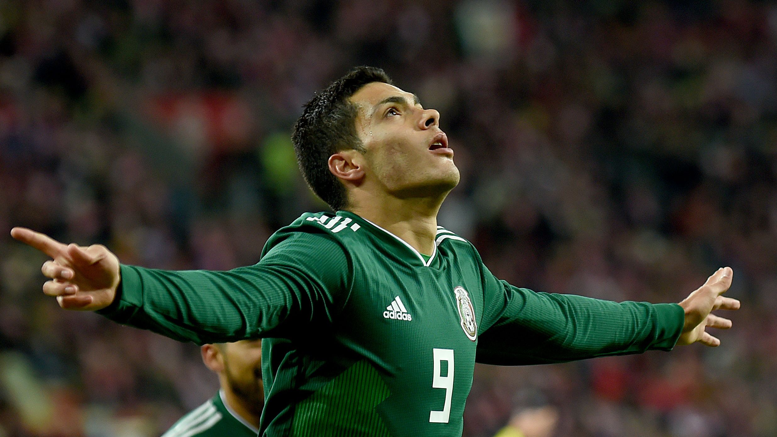 Raul Jimenez Mexico Poland