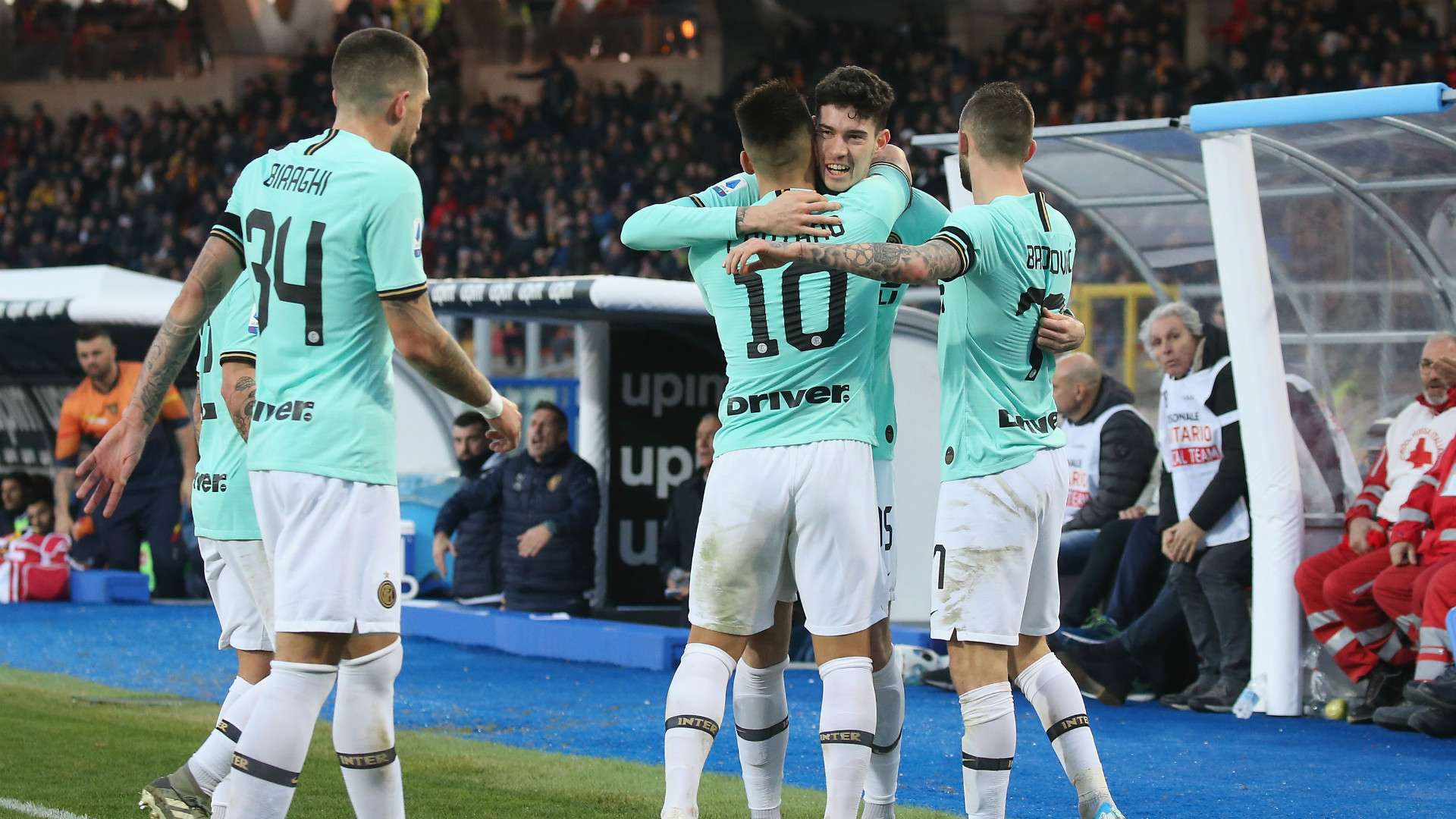 Inter celebrating Lecce