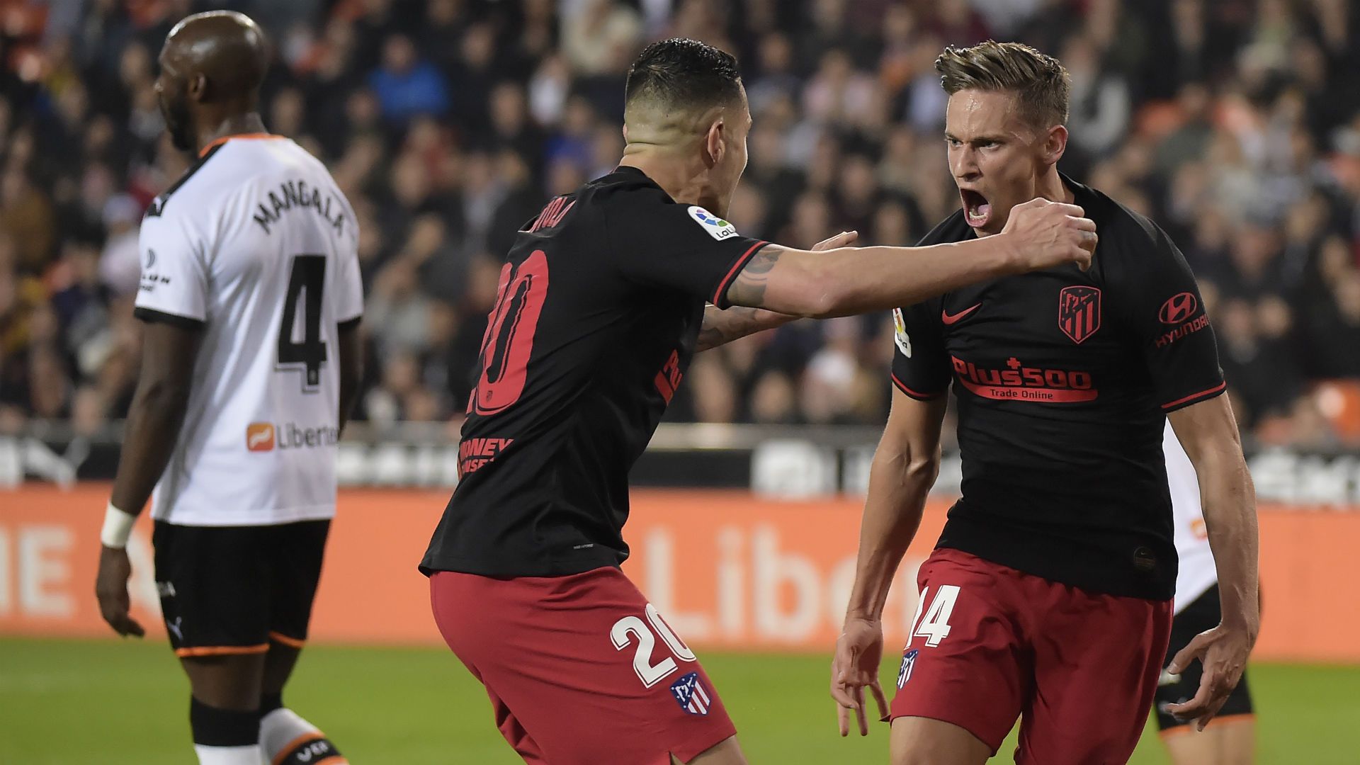 Angel Correa Marcos Llorente Valencia Atletico Madrid LaLiga