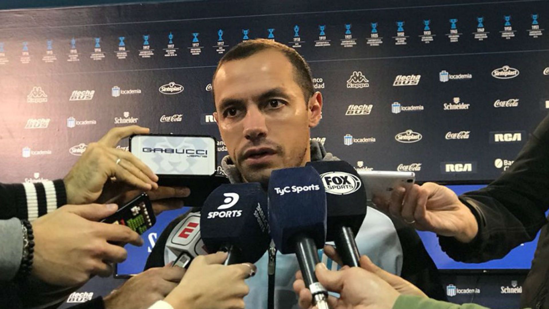 Marcelo Díaz Racing prensa 170818
