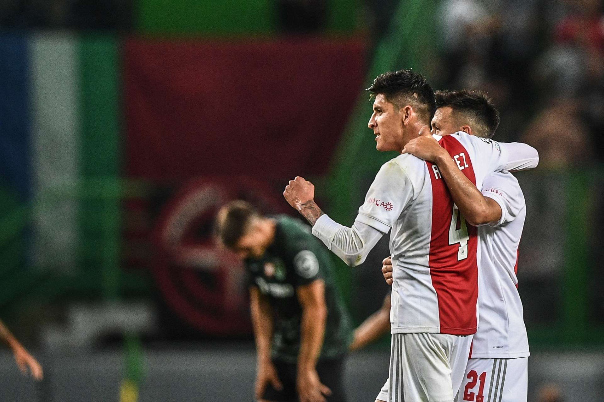 Edson Álvarez Ajax 2021