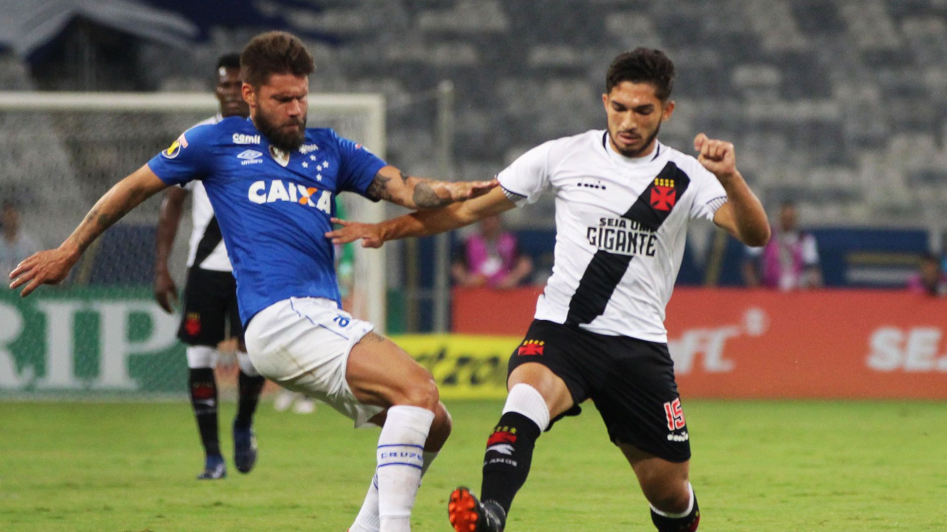 Andrey Rafael Sobis Cruzeiro Vasco Brasileirao Serie A 06062018