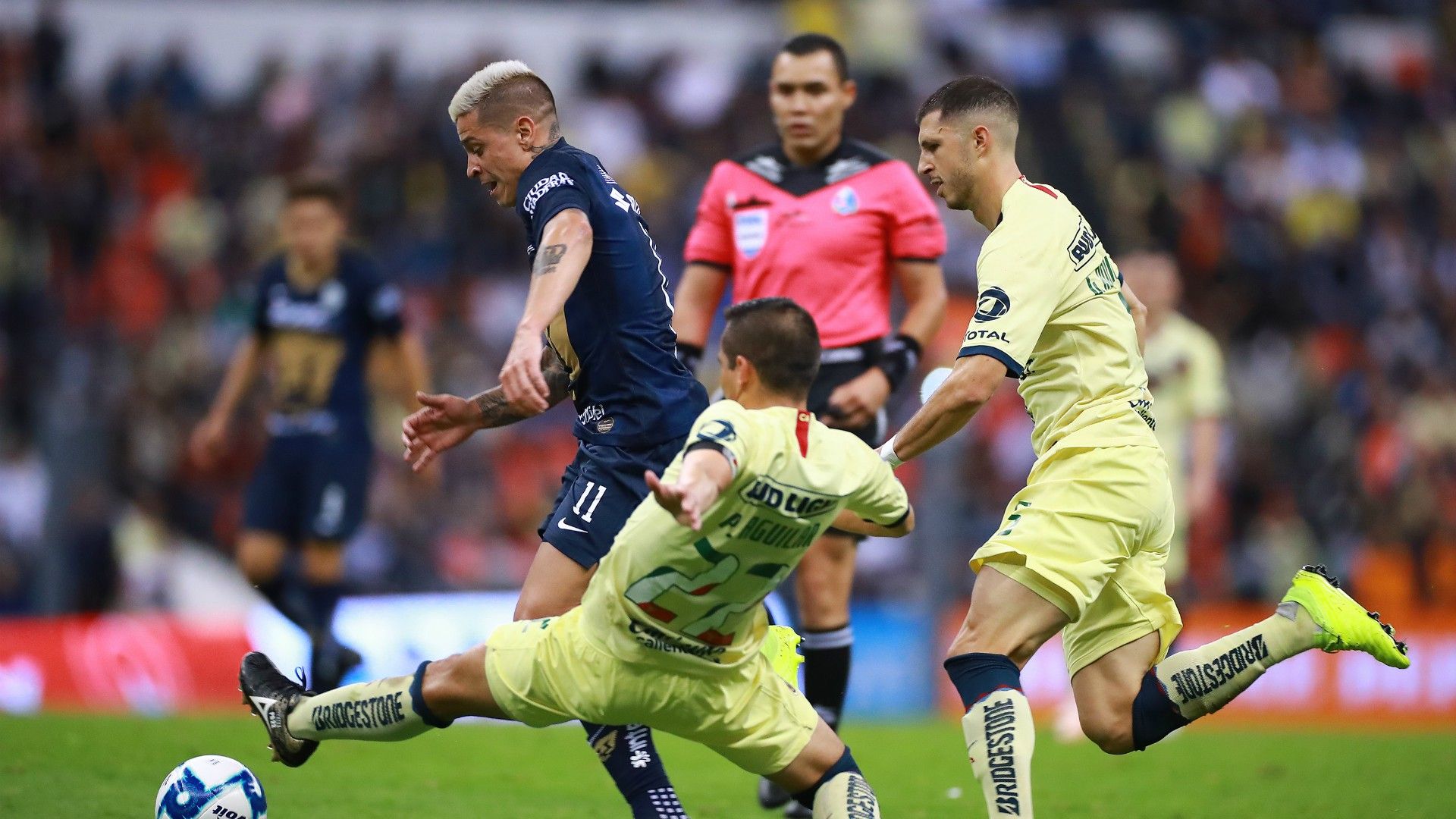 América Pumas Guido Rodríguez Juan Manuel Iturbe