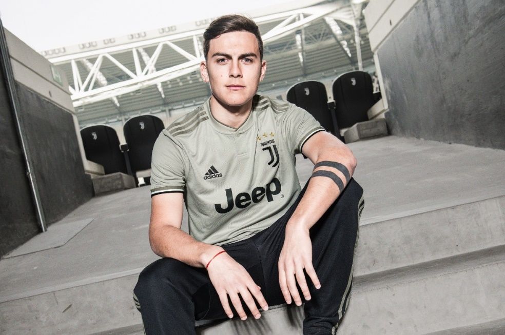 Juventus Away Kit 2018/2019