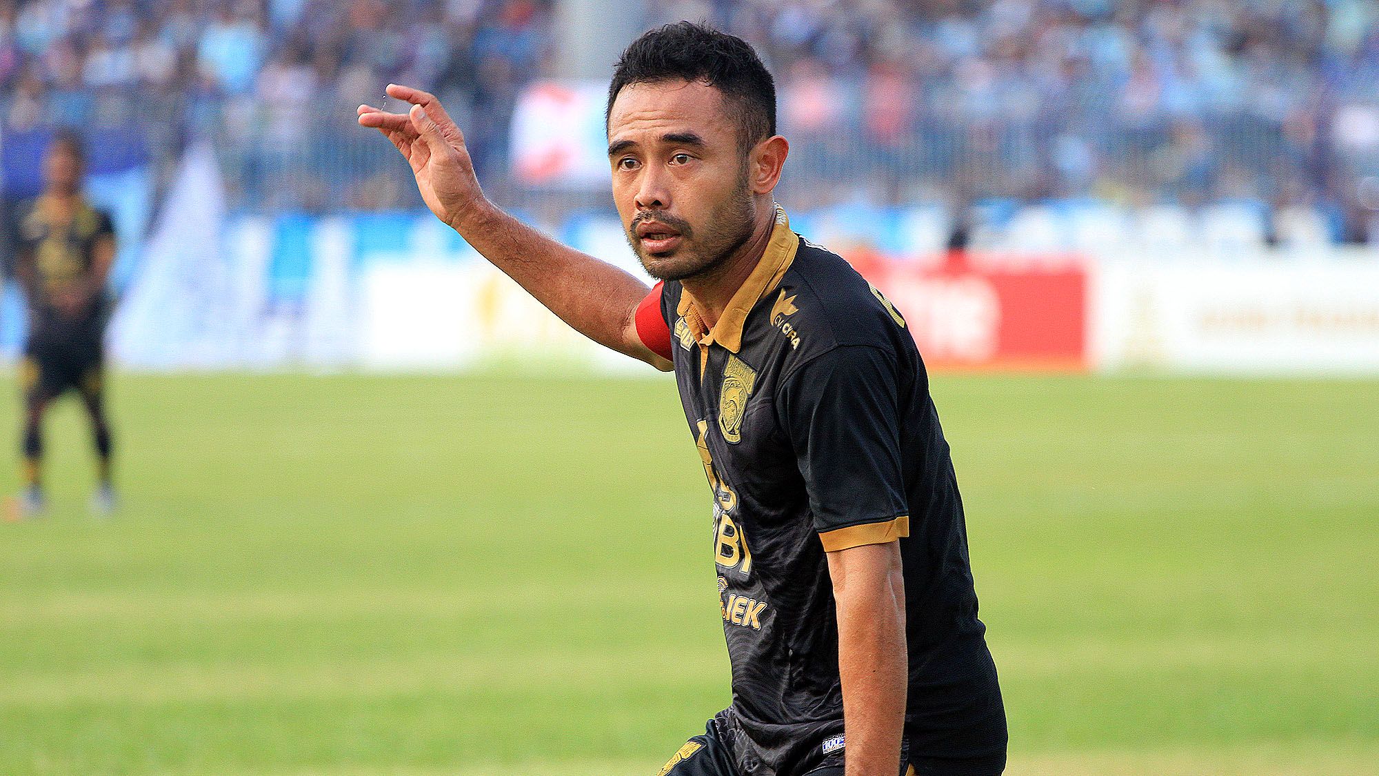 Ponaryo Astaman - Pusamania Borneo