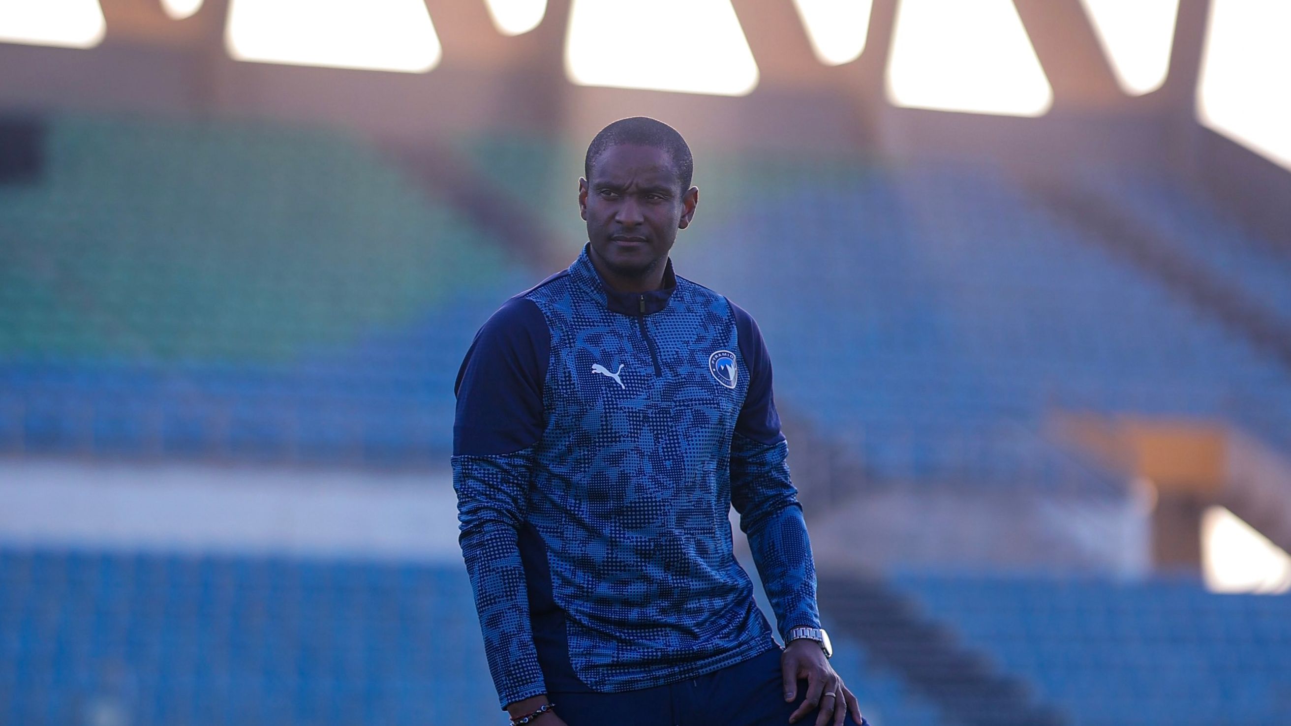رولاني موكوينا - Rhulani Mokwena