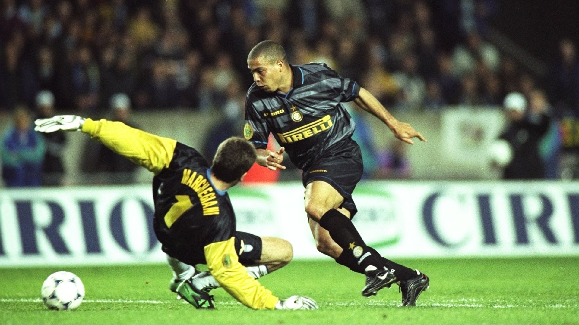 1998 UEFA Cup final Ronaldo Inter Milan Lazio