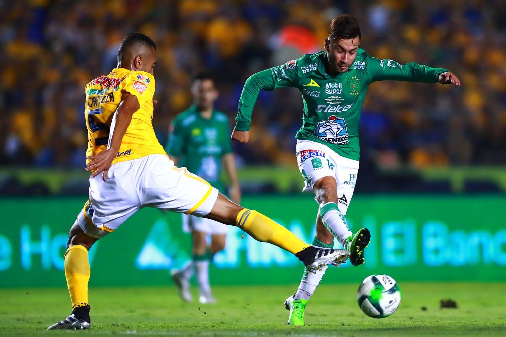 Jean Meneses León