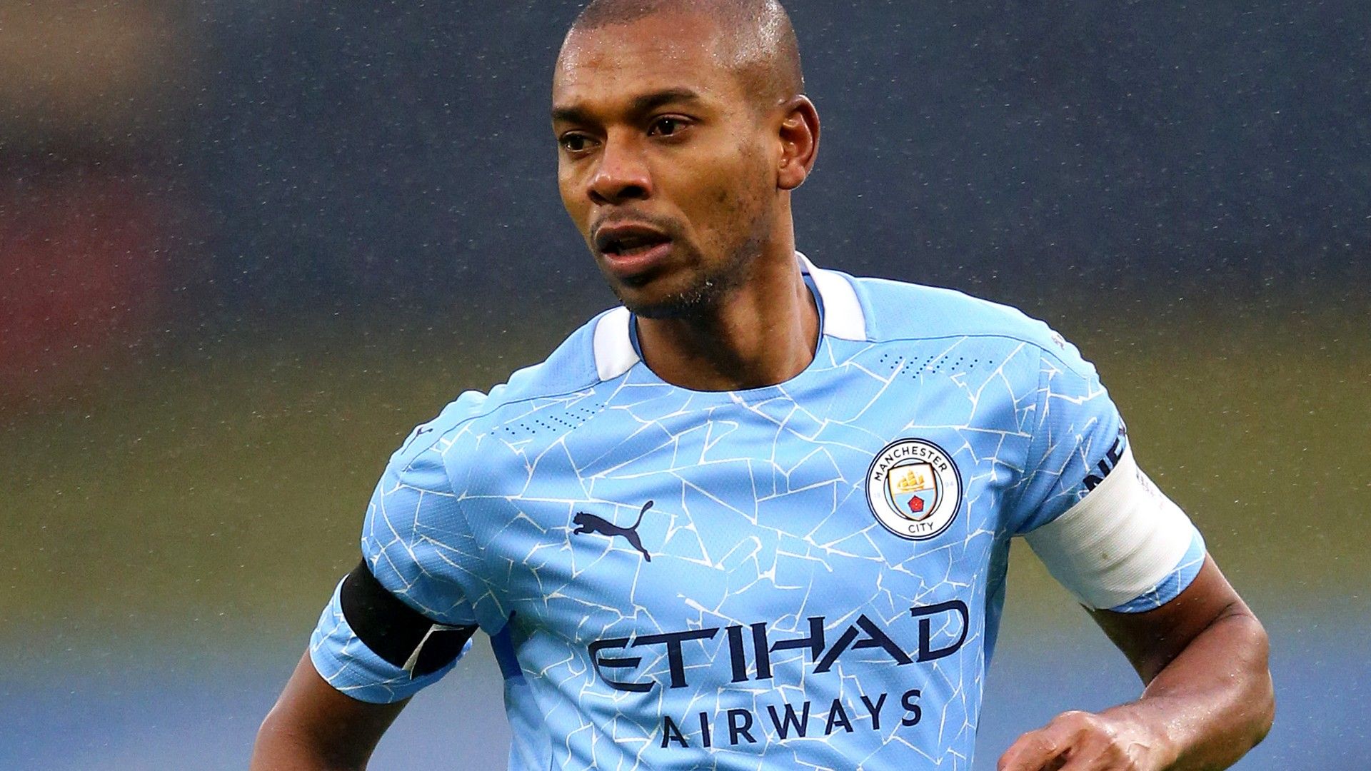 manchesterc-fernandinho-202105260830