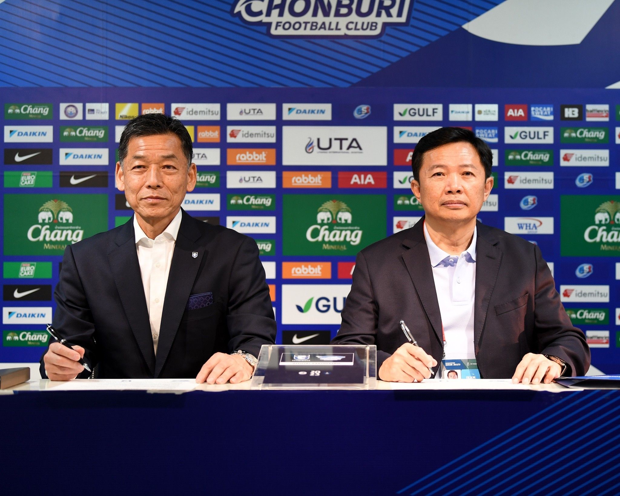 กัมบะ โอซาก้า - ชลบุรี เอฟซี