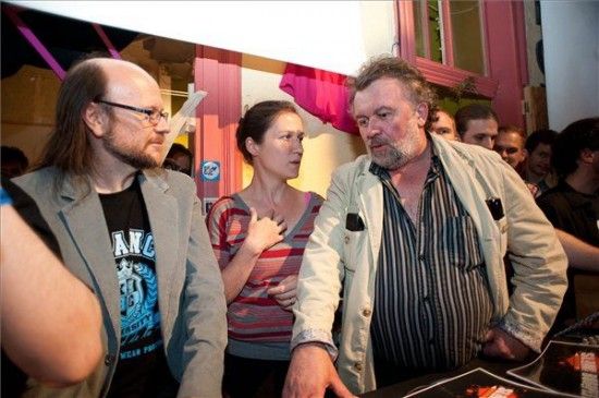 q7wx3obv8ce11mekqi7tgkm2k