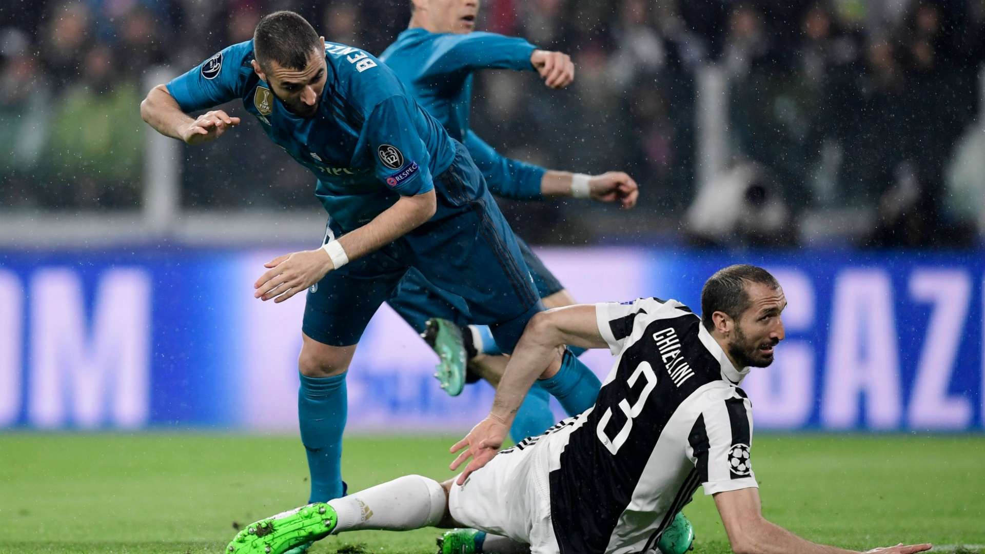 Benzema Chiellini Juventus Real Madrid Champions League
