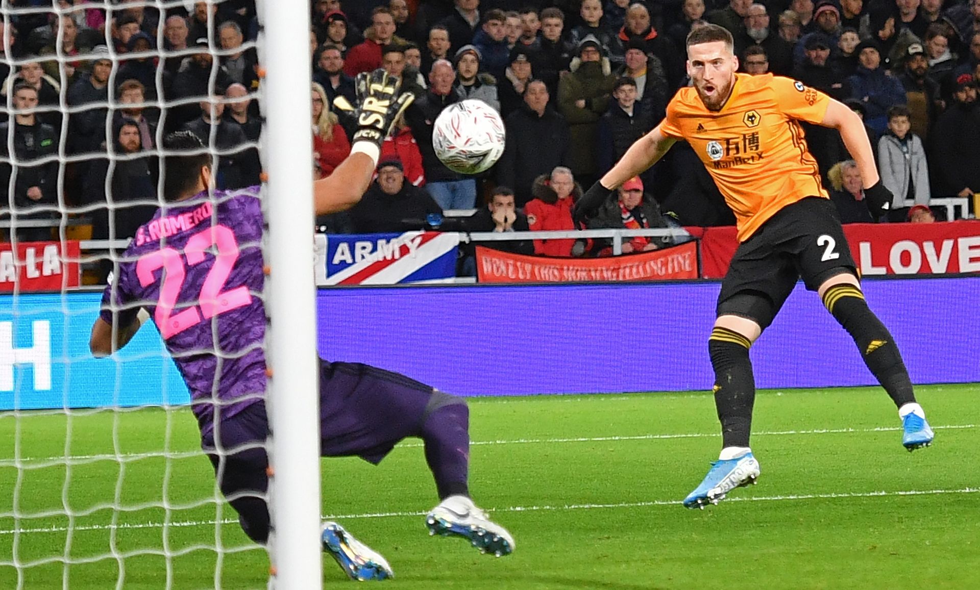 Sergio Romero vs Wolves