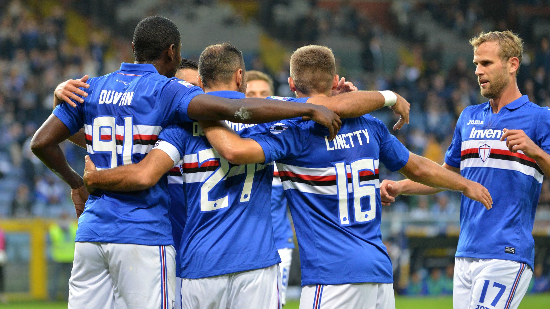 Sampdoria celebrating Crotone Serie A