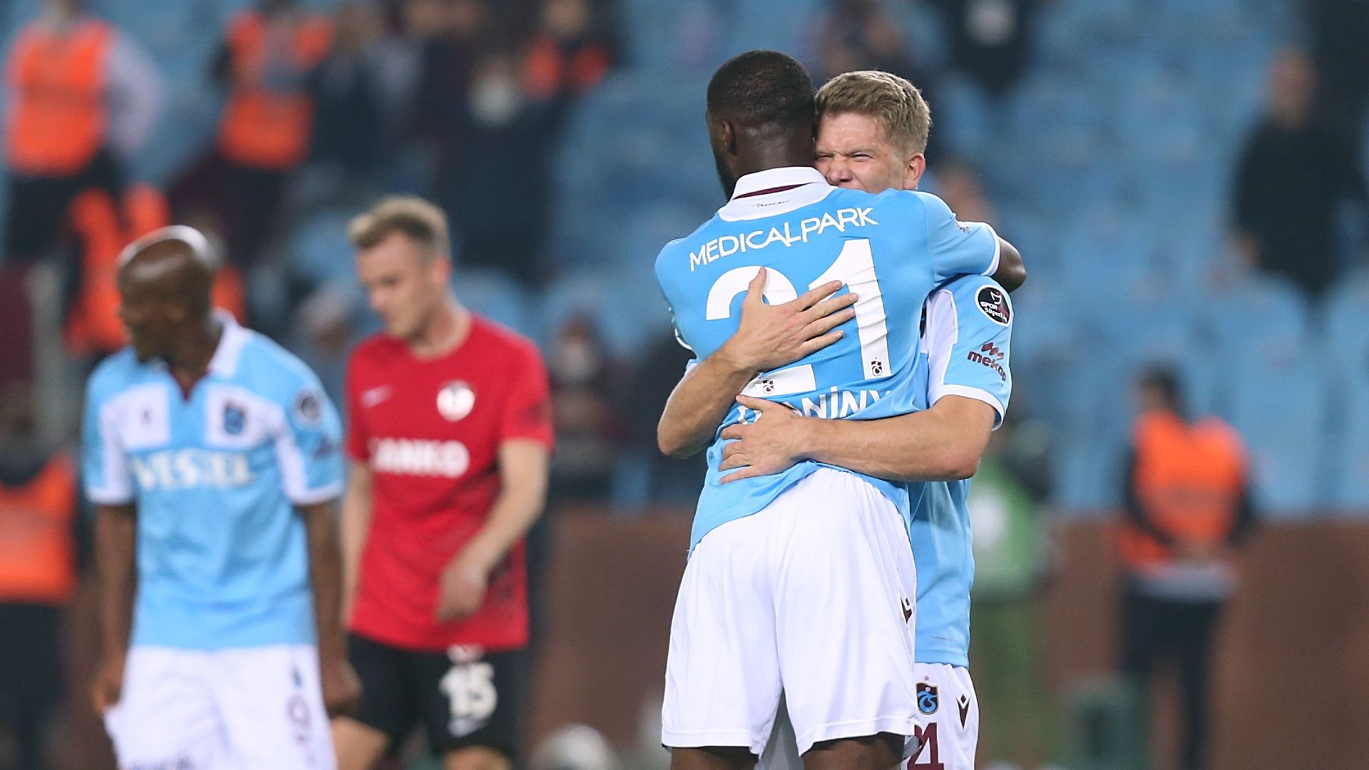 Trabzonspor Djaniny Cornelius vs Gaziantep FK 11222021