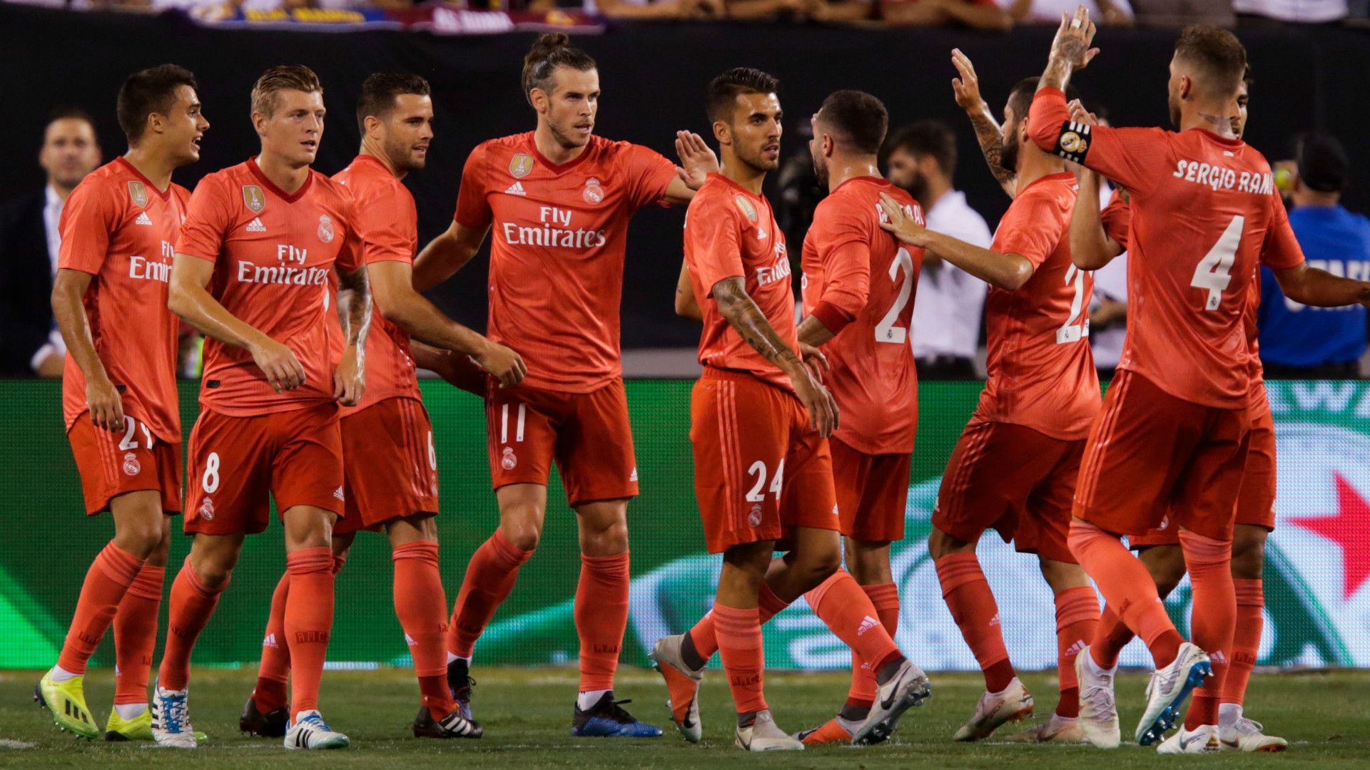 Real Madrid celebrate 2018-19