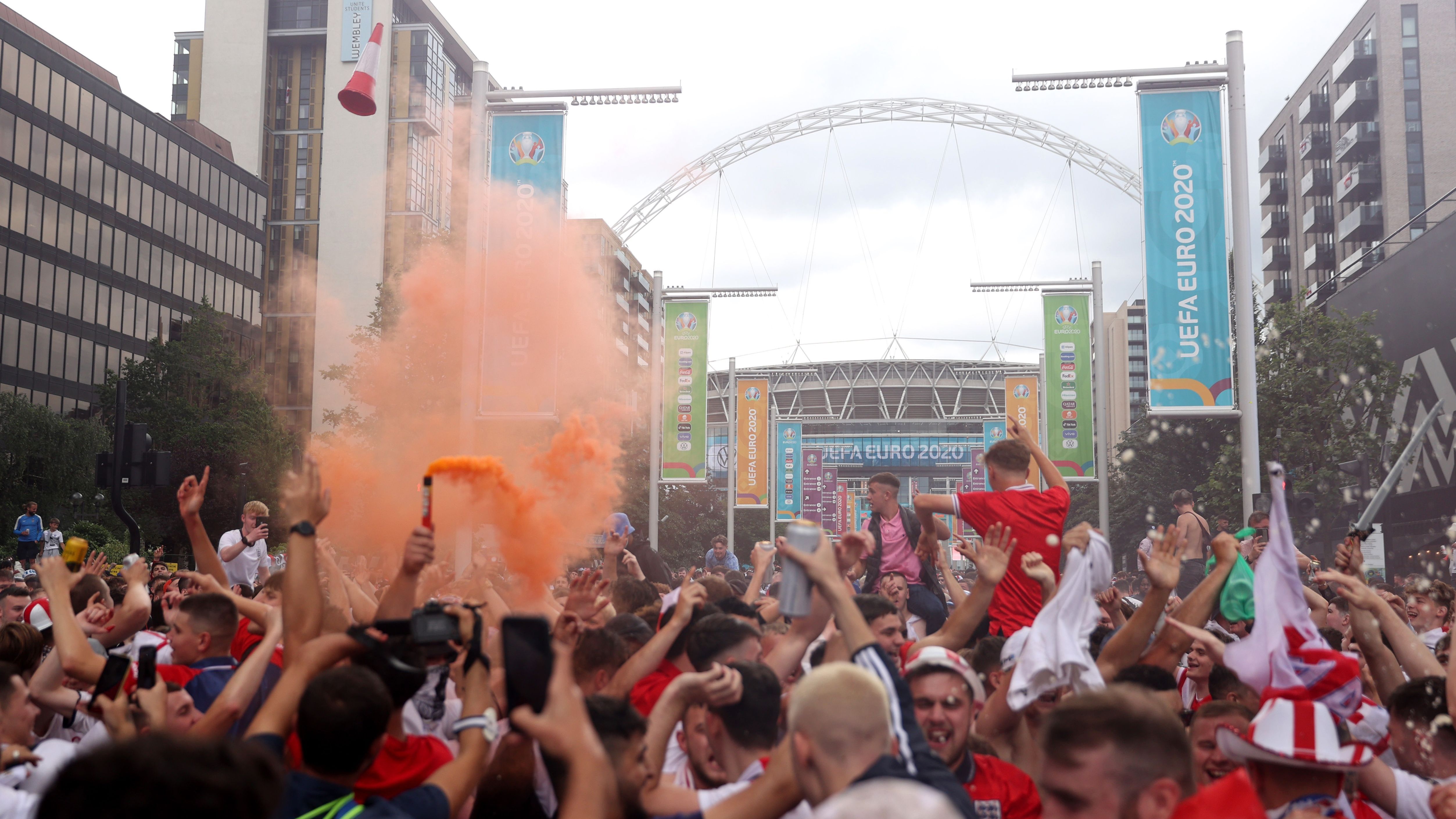 England fans Euro 2020 final