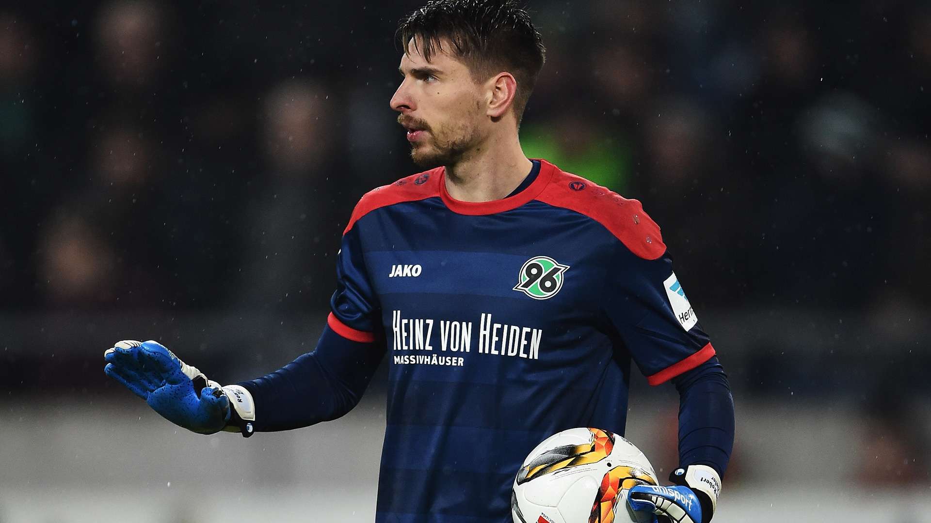 Ron-Robert Zieler Hannover 96 Bundesliga 05012016