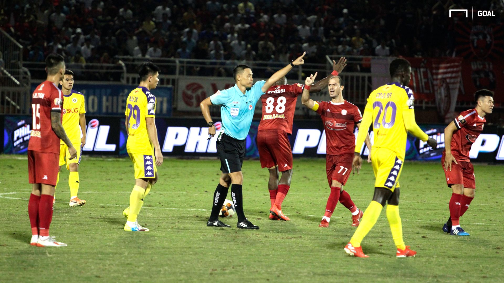 Do Van Thuan Ho Chi Minh City vs Ha Noi V.League 2019