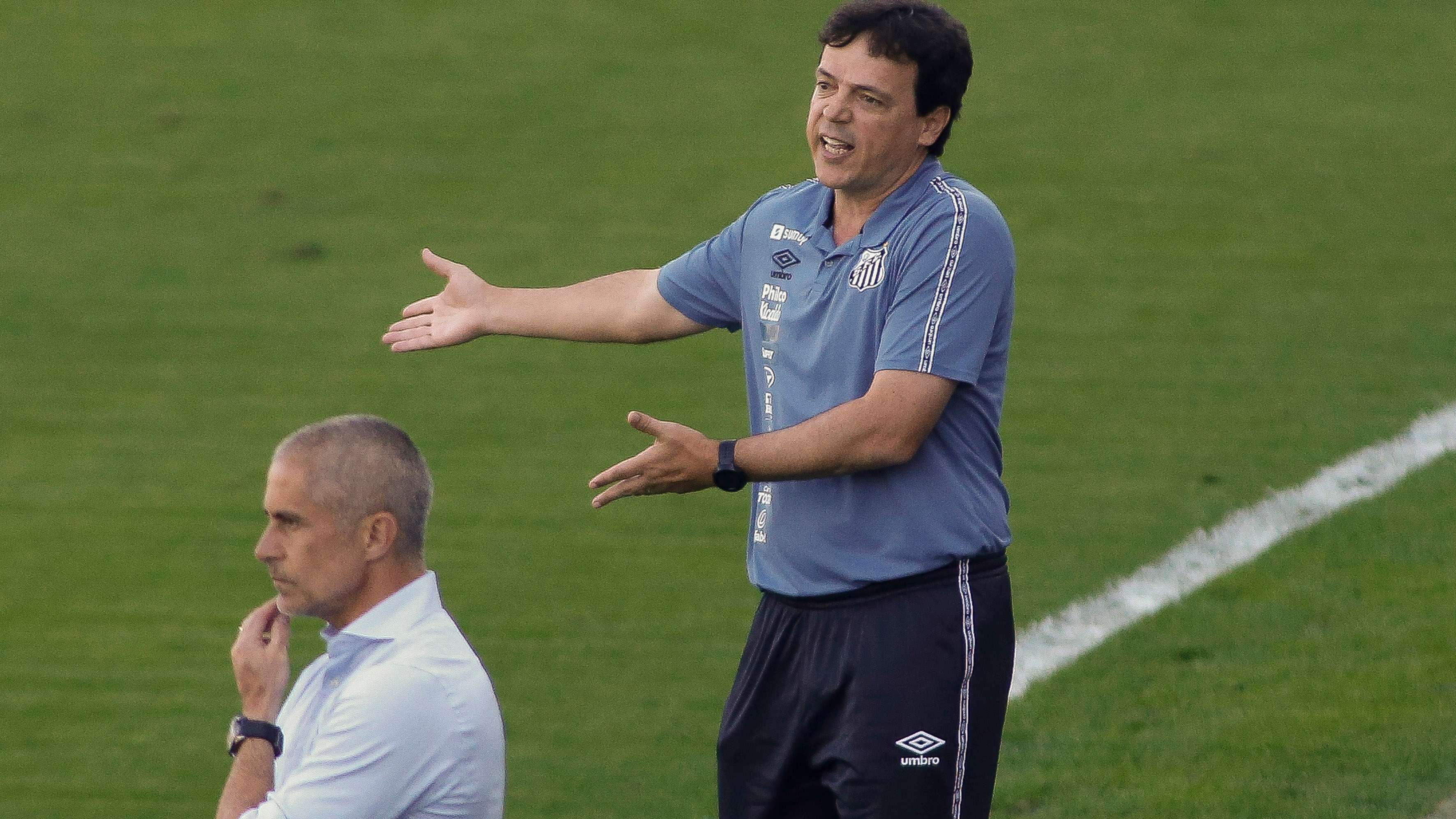 Fernando Diniz em Santos x Corinthians