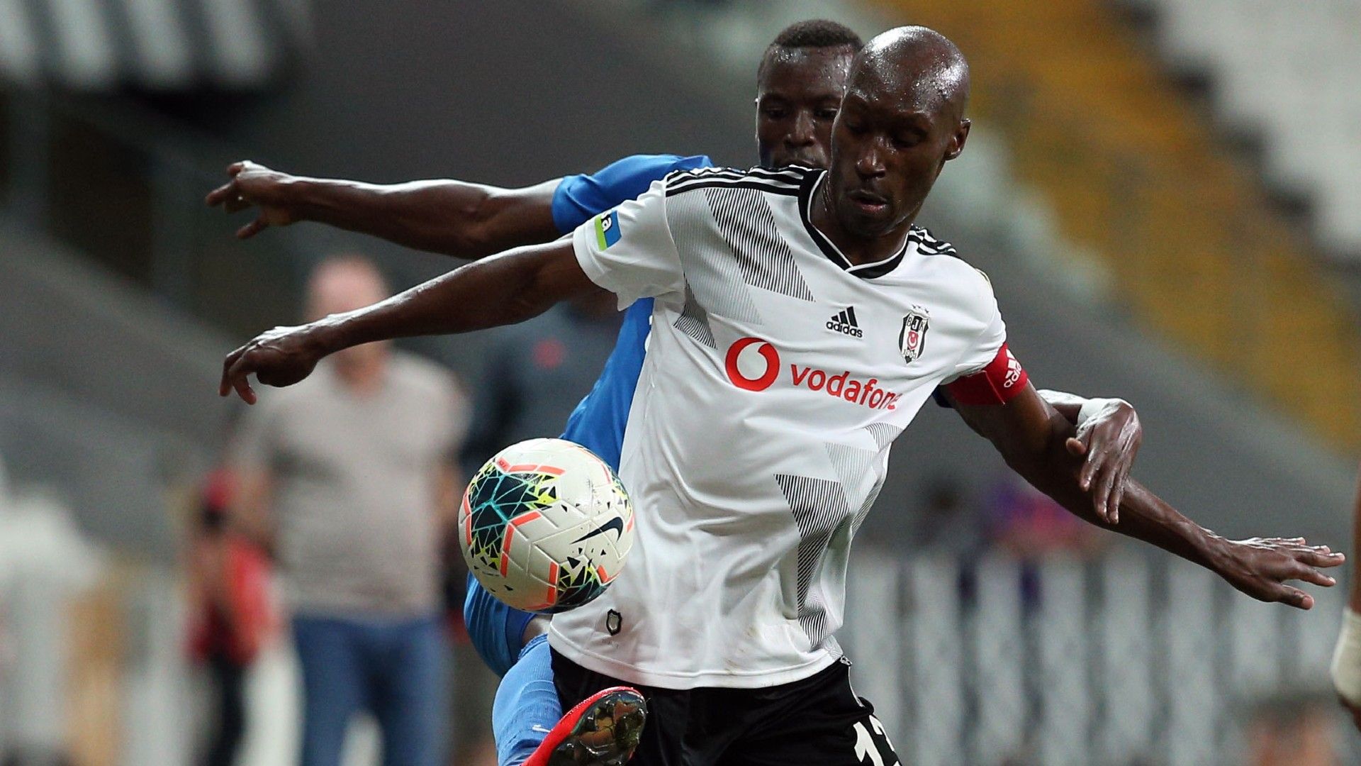 Atiba Hutchinson Besiktas v Kasimpasa 07092020