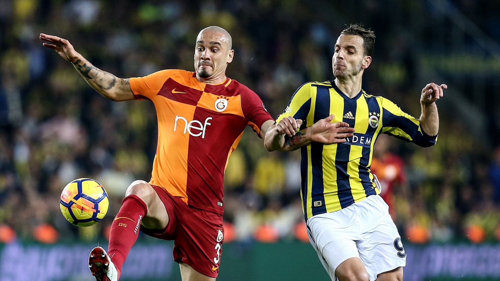 Maicon Soldado Fenerbahce Galatasaray 3172018