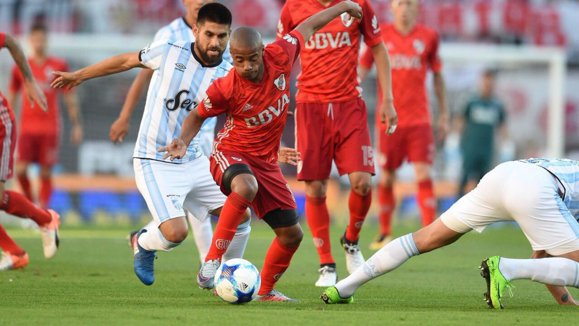 Nicolas De La Cruz River Atletico Tucuman Superliga 15102017