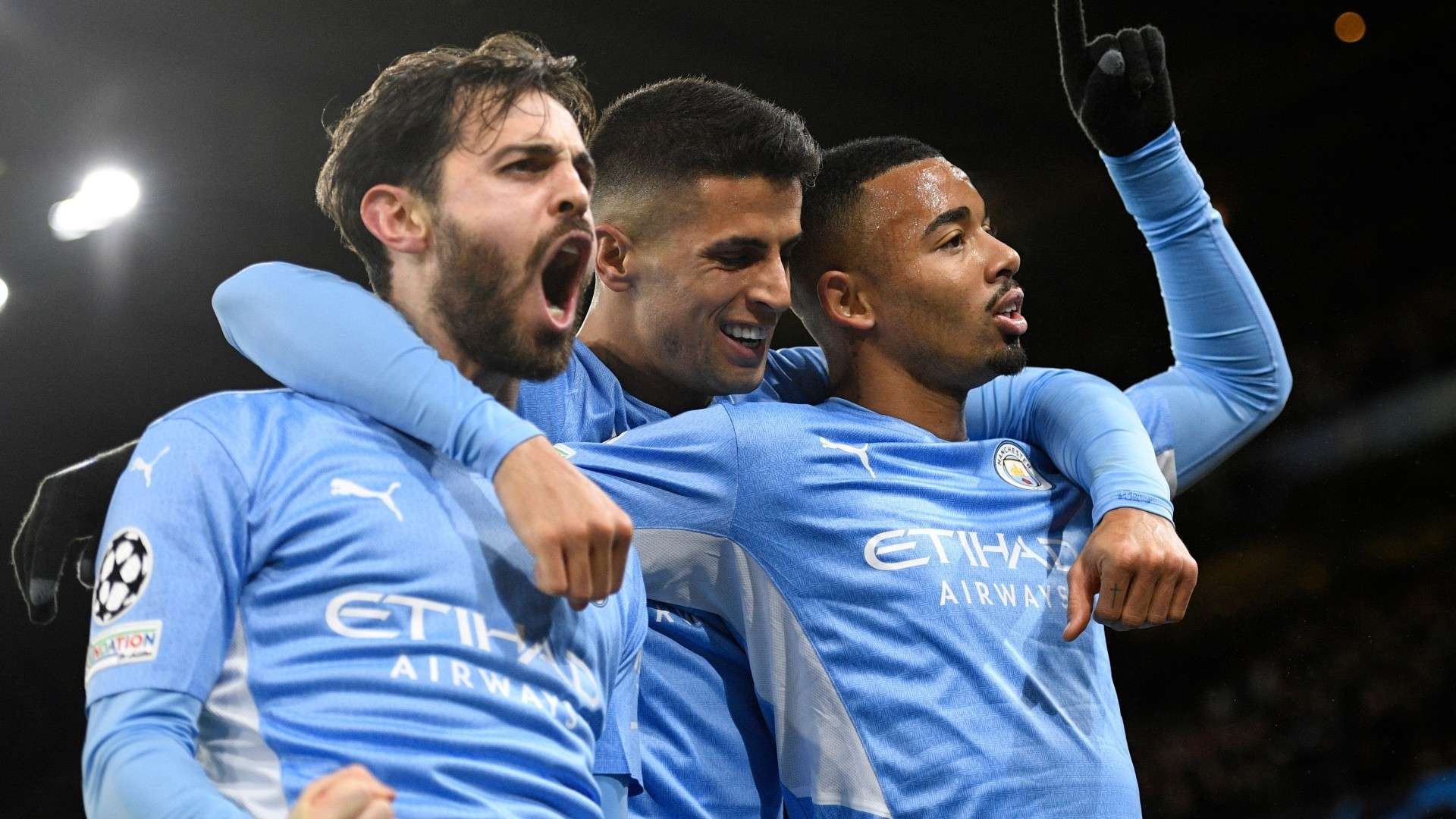 Manchester City celebrate 2021-22