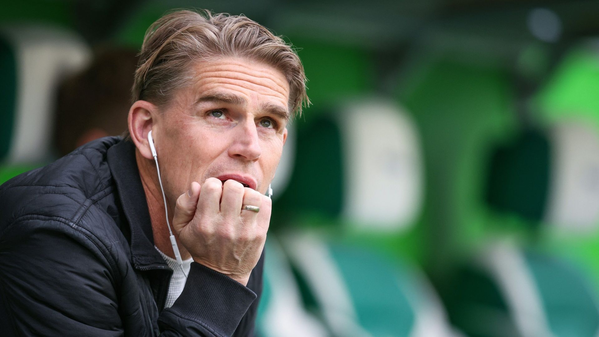Bayern-Sportdirektor Christoph Freund  (© AFP/SID/RONNY HARTMANN)
