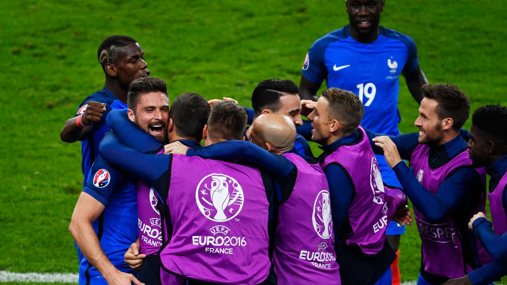 Olivier Giroud France Romania UEFA Euro 2016 10062016