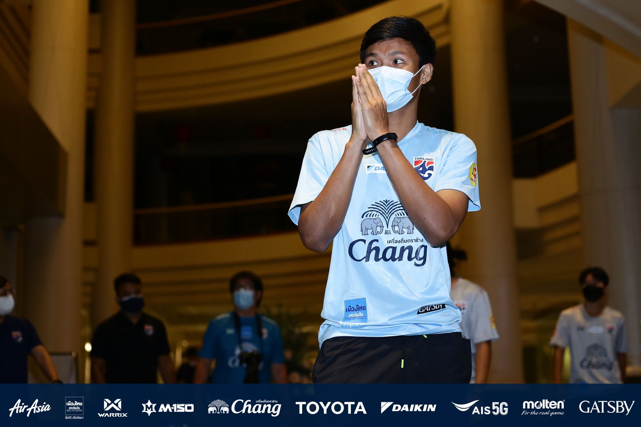 ถิรวุฑ สรวลสรรค์