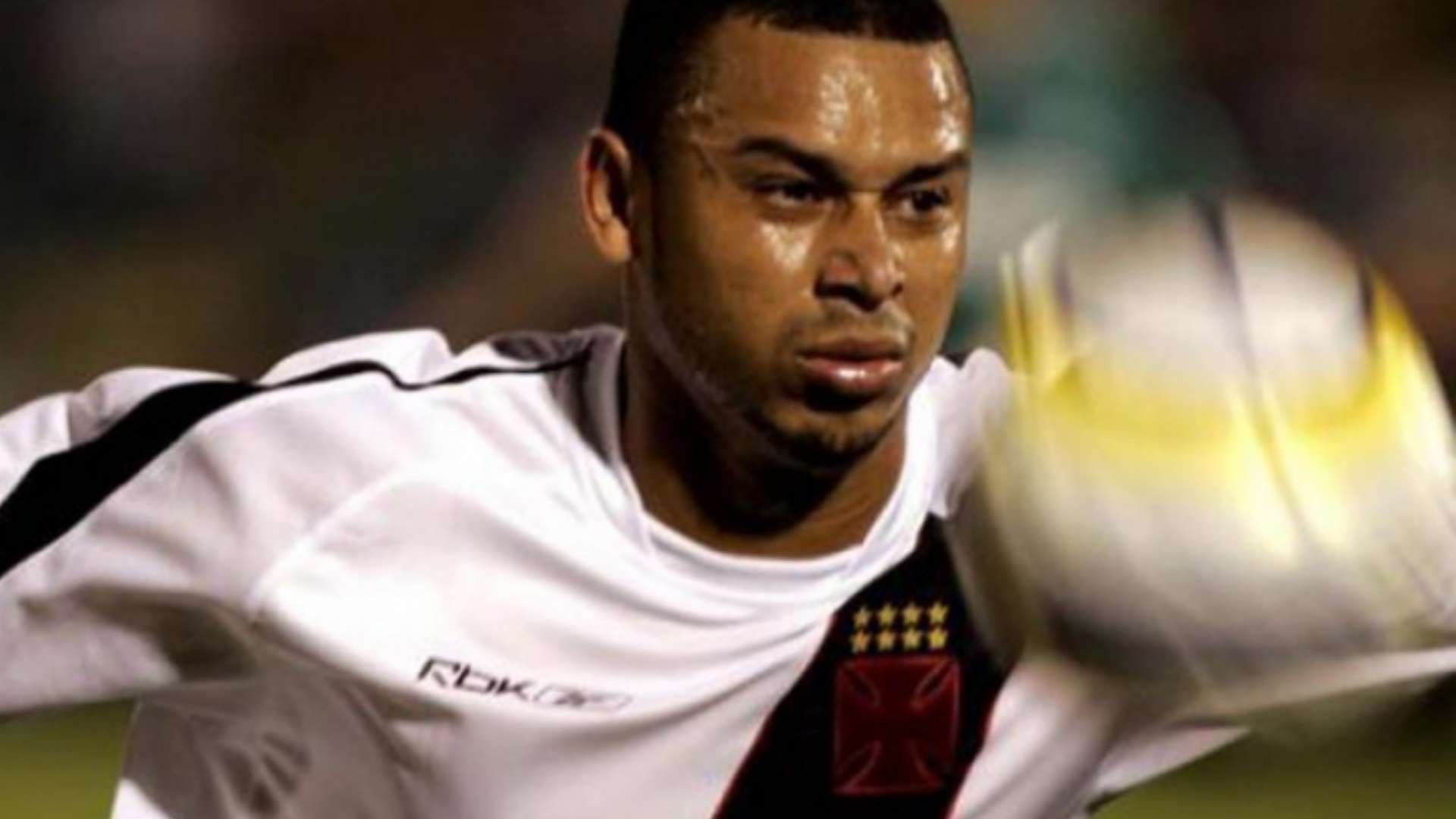 Valdiram, atacante do Vasco em 2006