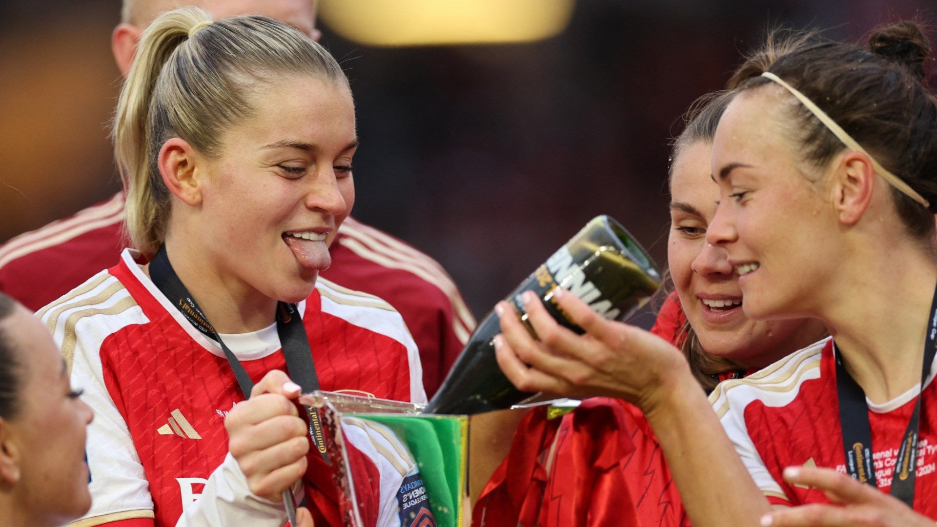 Alessia Russo Caitlin Foord Arsenal Conti Cup 2024