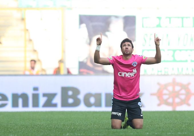 محمود حسن تريزيجيه