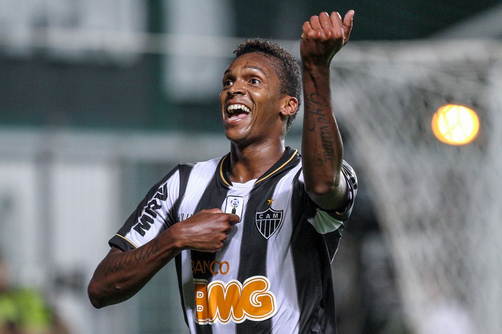 Jô, Atlético Mineiro Striker