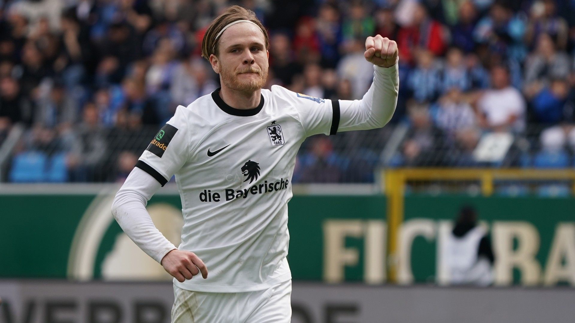 Thore Jacobsen of TSV 1860 Muenchen celebrates his goal   